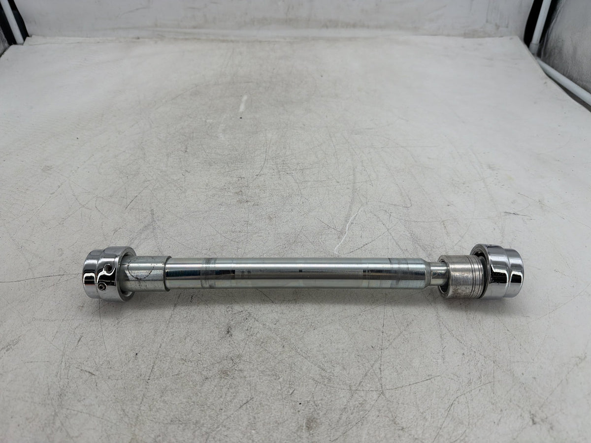 2015 Harley Electra Glide Touring Ultra OEM Front Wheel Axle Bolt Shaft