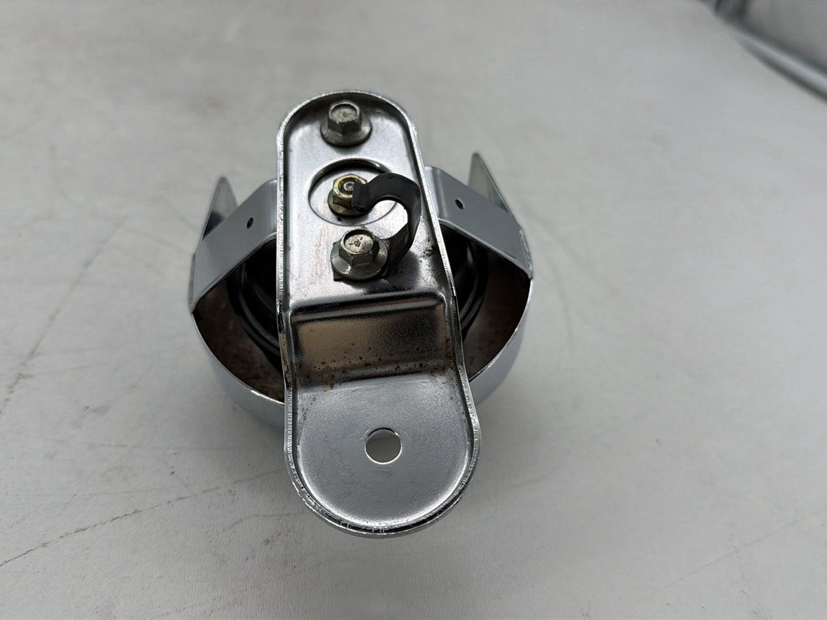 2007 Harley Electra Glide Touring Ultra OEM Horn Signal Klaxon Chrome Cover