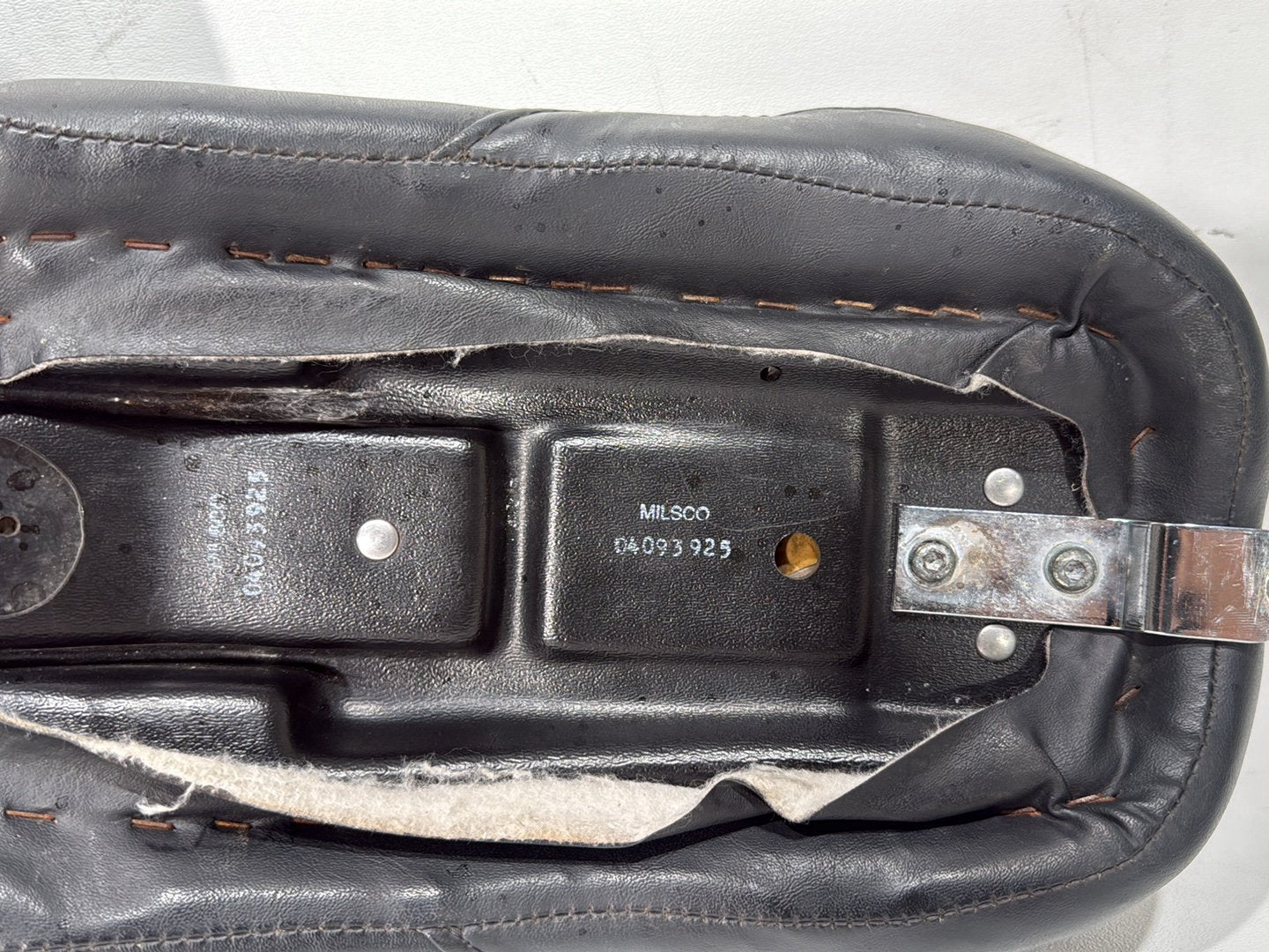 2001 Harley Sportster 883 Hugger XLH883 OEM Passenger Rider Driver Seat Saddle