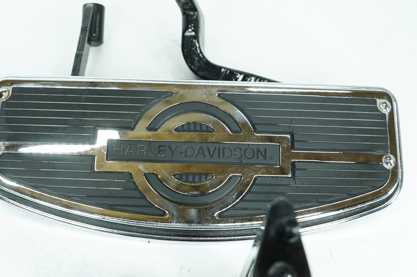 1999 - 2006 Harley-Davidson Touring Electra Glide Classic Left Right Driver & Pass Floorboard Foot Rest  	50621-79A