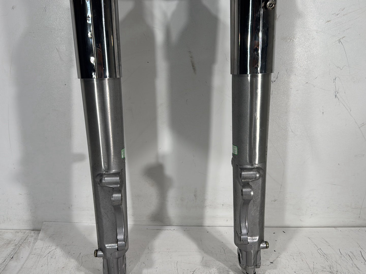 1998 Harley Touring FLHTCUI Electra Glide Ultra OEM Front Triple Tree Set & LH RH Fork Legs Sliders