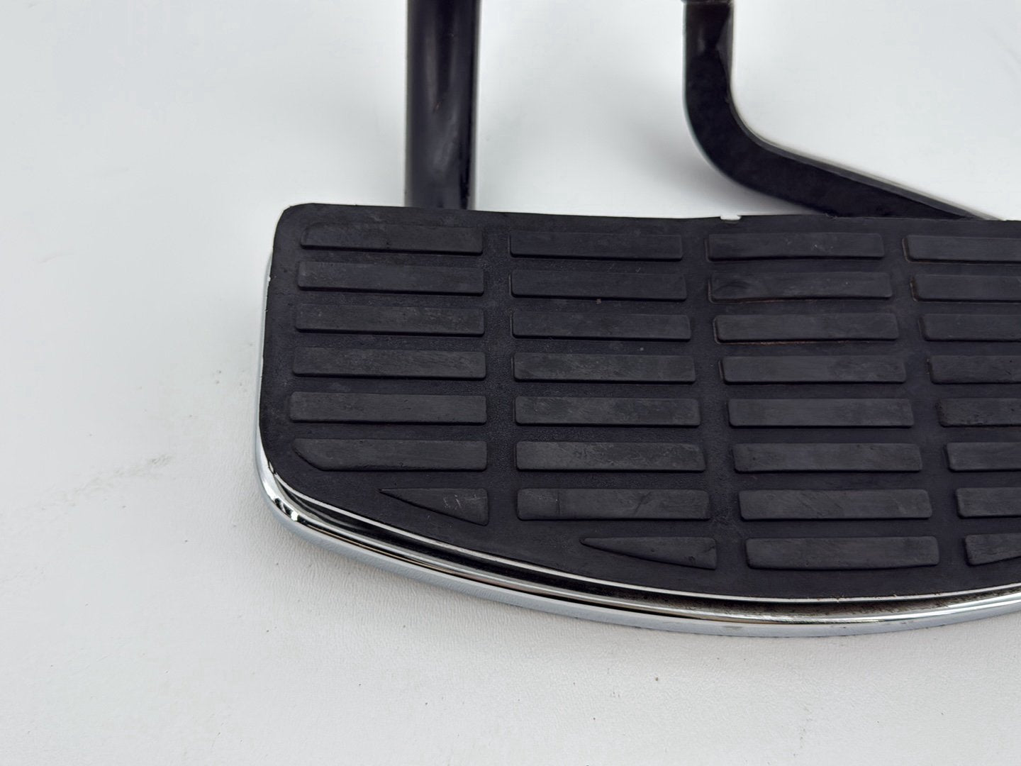 1995 Harley Road King Touring FLHR OEM Left Driver 1 Floorboard Foot Rest