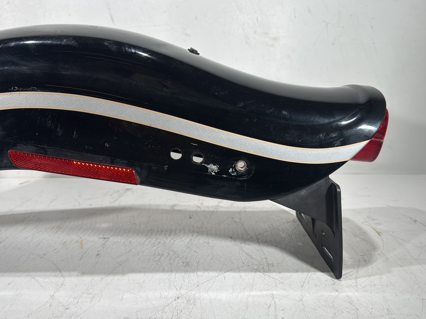 2003 Harley Dyna Wide Glide FXDWG OEM Rear Wheel Fender Taillight Brake Lamp