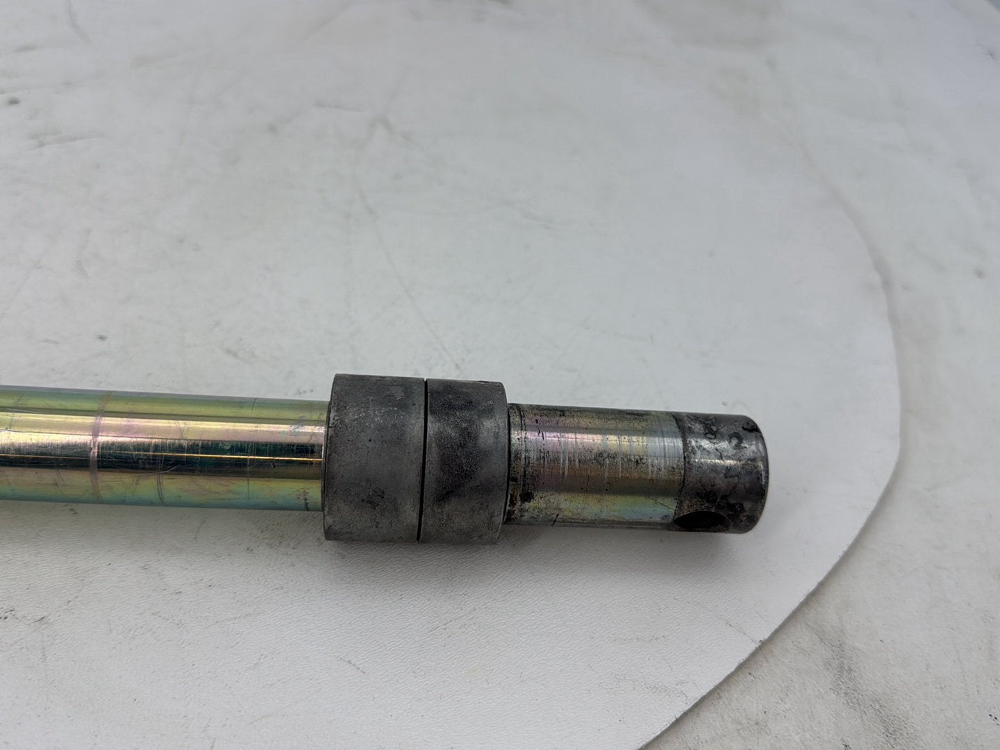 2006 Harley Dyna Super Glide Custom FXDCI OEM Front Wheel Axle Bolt Shaft
