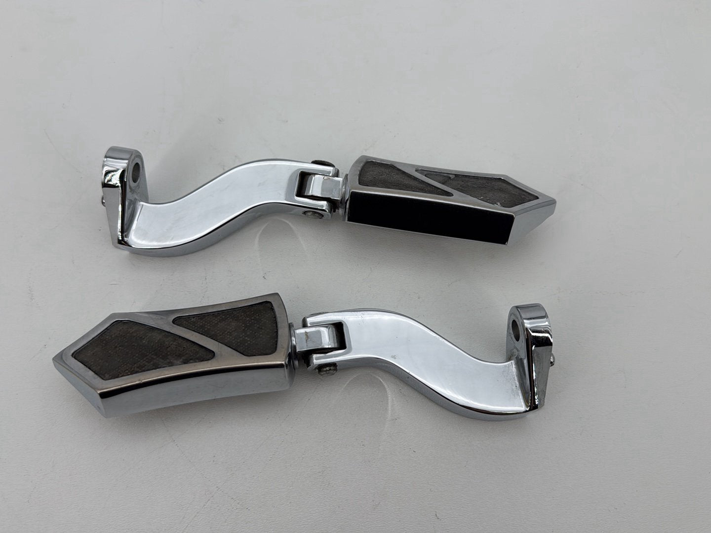2013 Harley Street Glide Touring FLHX Passenger Left &amp; Right Foot Pegs Bad Dad