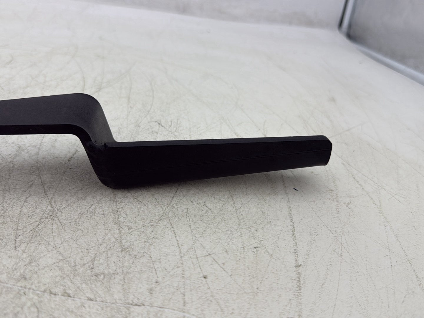 2004 Harley Dyna Super Glide FXDI OEM Exhaust System Support Bracket Holder