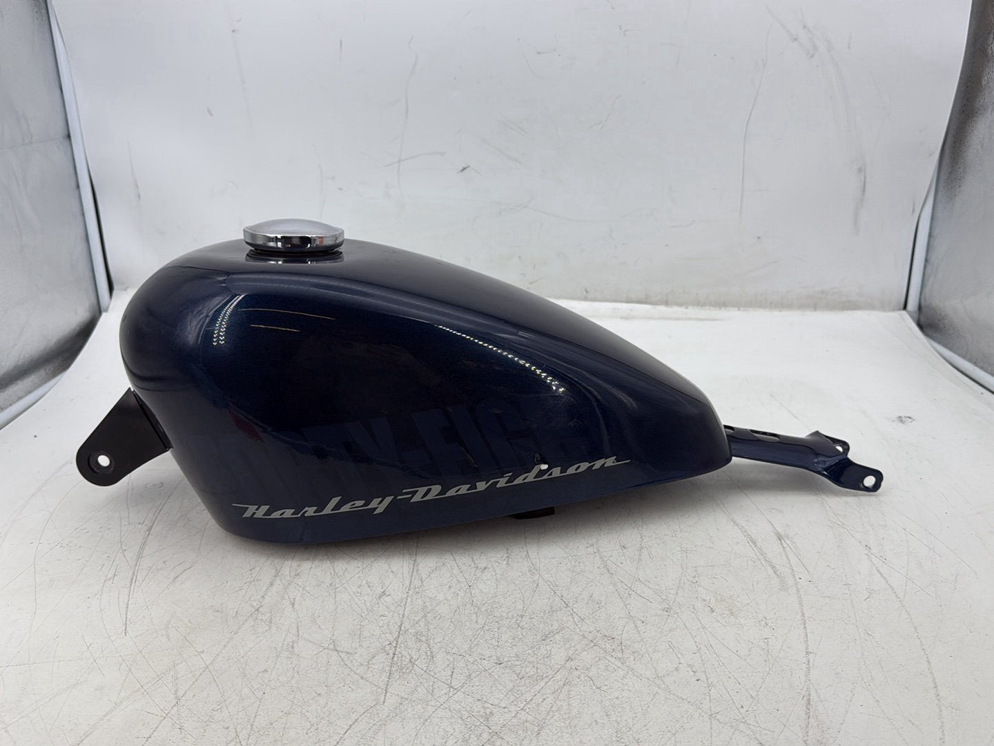 2013 Harley Forty-Eight Sportster 1200X OEM Fuel Gas Tank Gasoline Reservoir