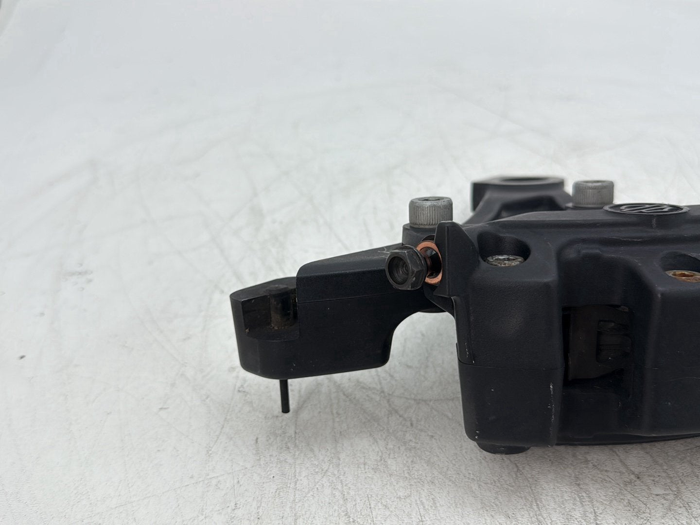 2010 Harley Street Glide Touring FLHX OEM Rear Back Brake Caliper w/ Bracket