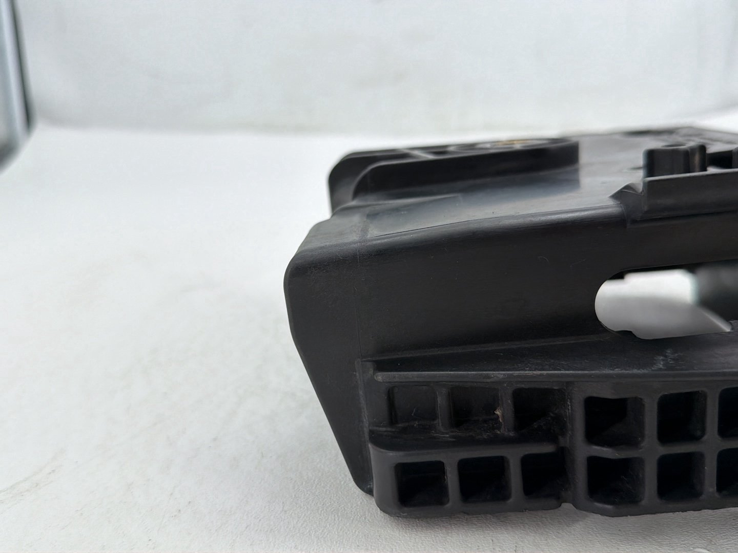 2009 Harley Dyna Street Bob FXDB OEM Battery Lower Box Tray 70379-06A