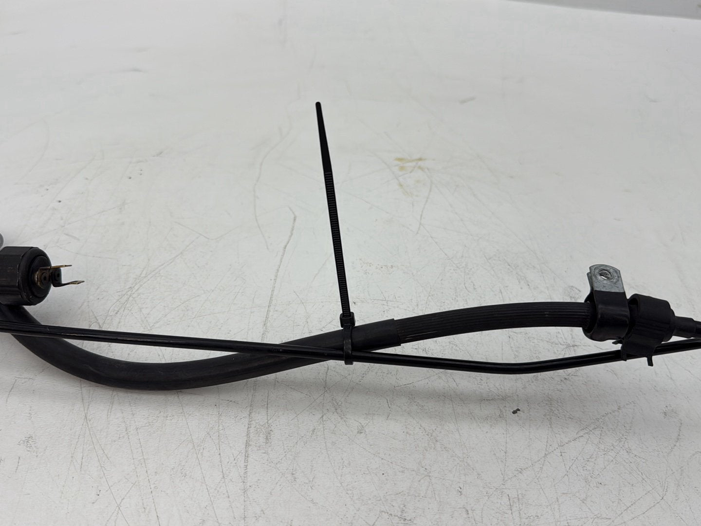 2005 Harley Touring FLHRCI Road King Classic OEM Rear Brake Hose Line Pipe