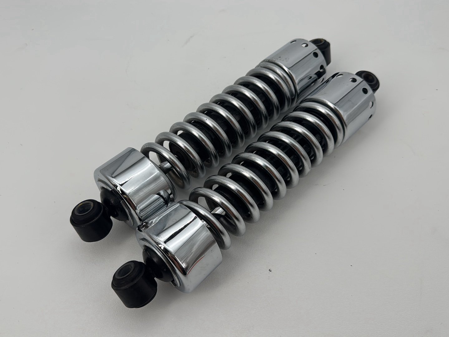 1999 - 2006 Harley-Davidson Dyna Wide Glide Rear Left Right Shock Absorbers 54512-90A