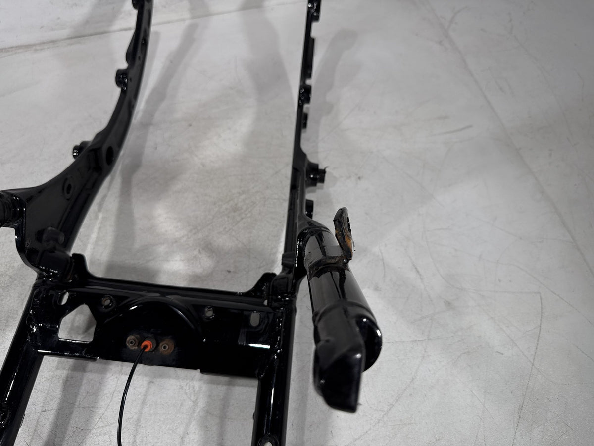 2011 Harley Electra Touring Police OEM Rear Back Sub Frame Rail Bar 48079-09BHP