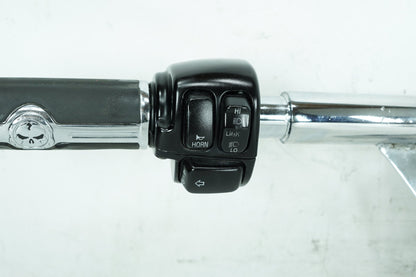 1999 - 2006 Harley-Davidson Softail Fat Boy Handlebars Left Right Switches Controls  	71684-06A