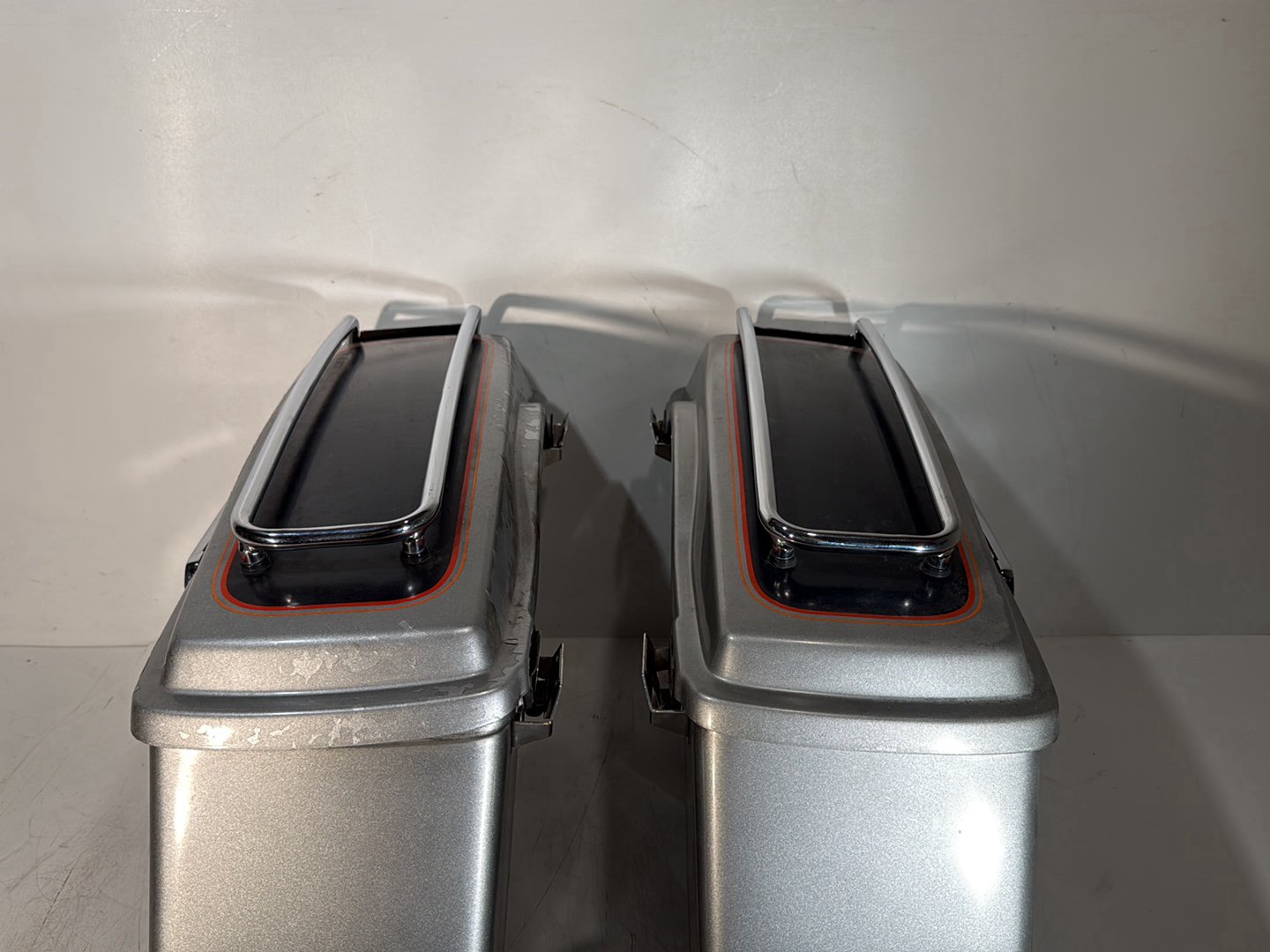 1984 - 1998 Harley-Davidson Touring Electra Glide Classic Left Right Saddlebags Luggage NOKey 90752-93
