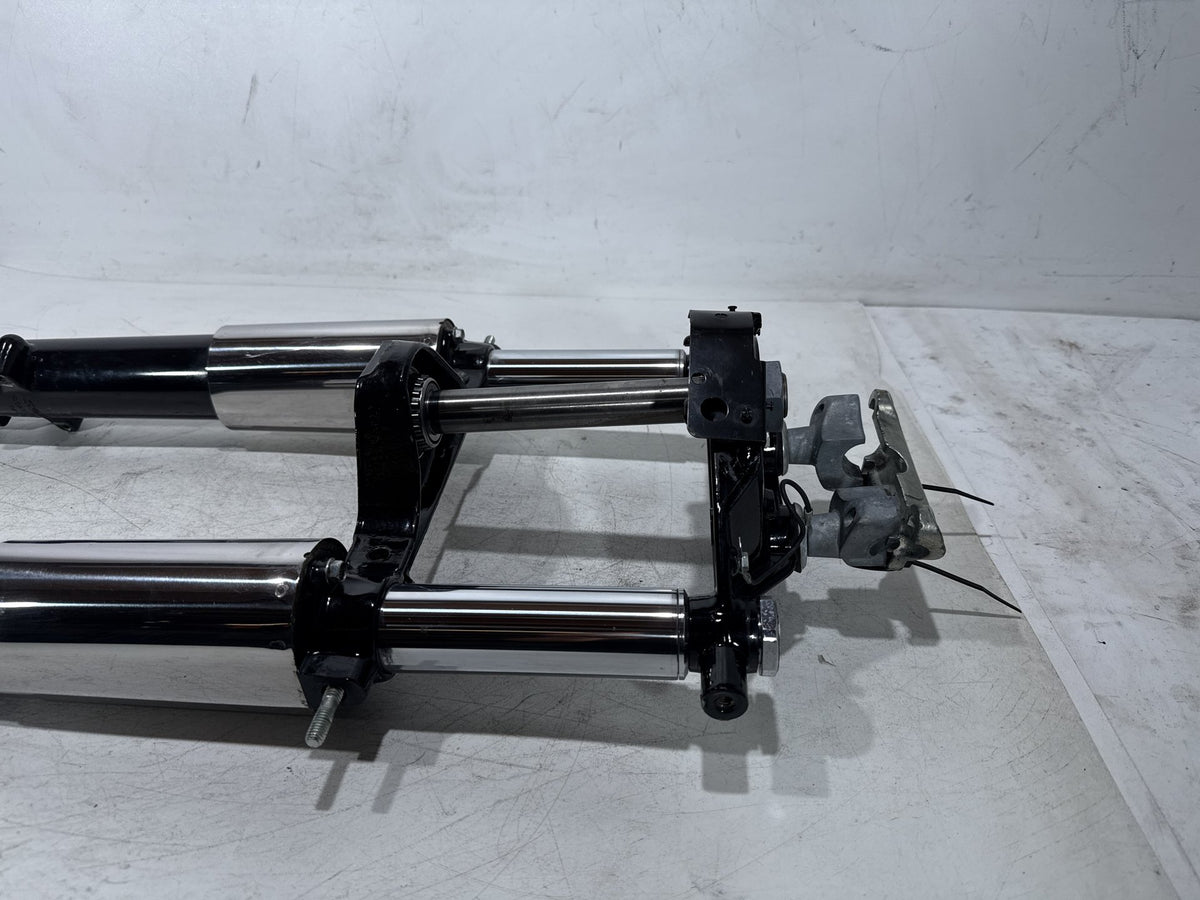 10 Harley Road King Touring OEM Front Triple Tree Set & LH RH Fork Legs Sliders