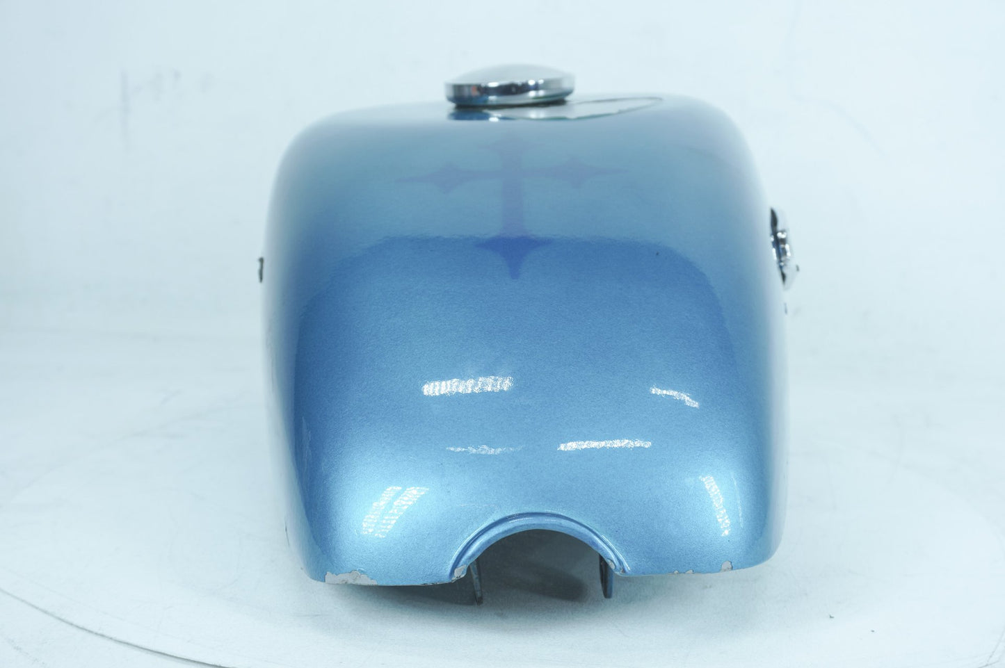 1991 - 2003 Harley-Davidson Sportster  Gas Gasoline Fuel Tank Reservoir  61023-83D