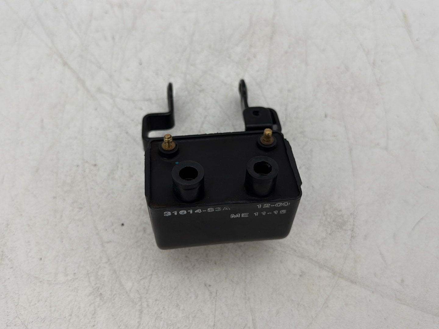 2001 Harley Sportster 883 Hugger XLH883 OEM Ignition Coil Spark Igniter