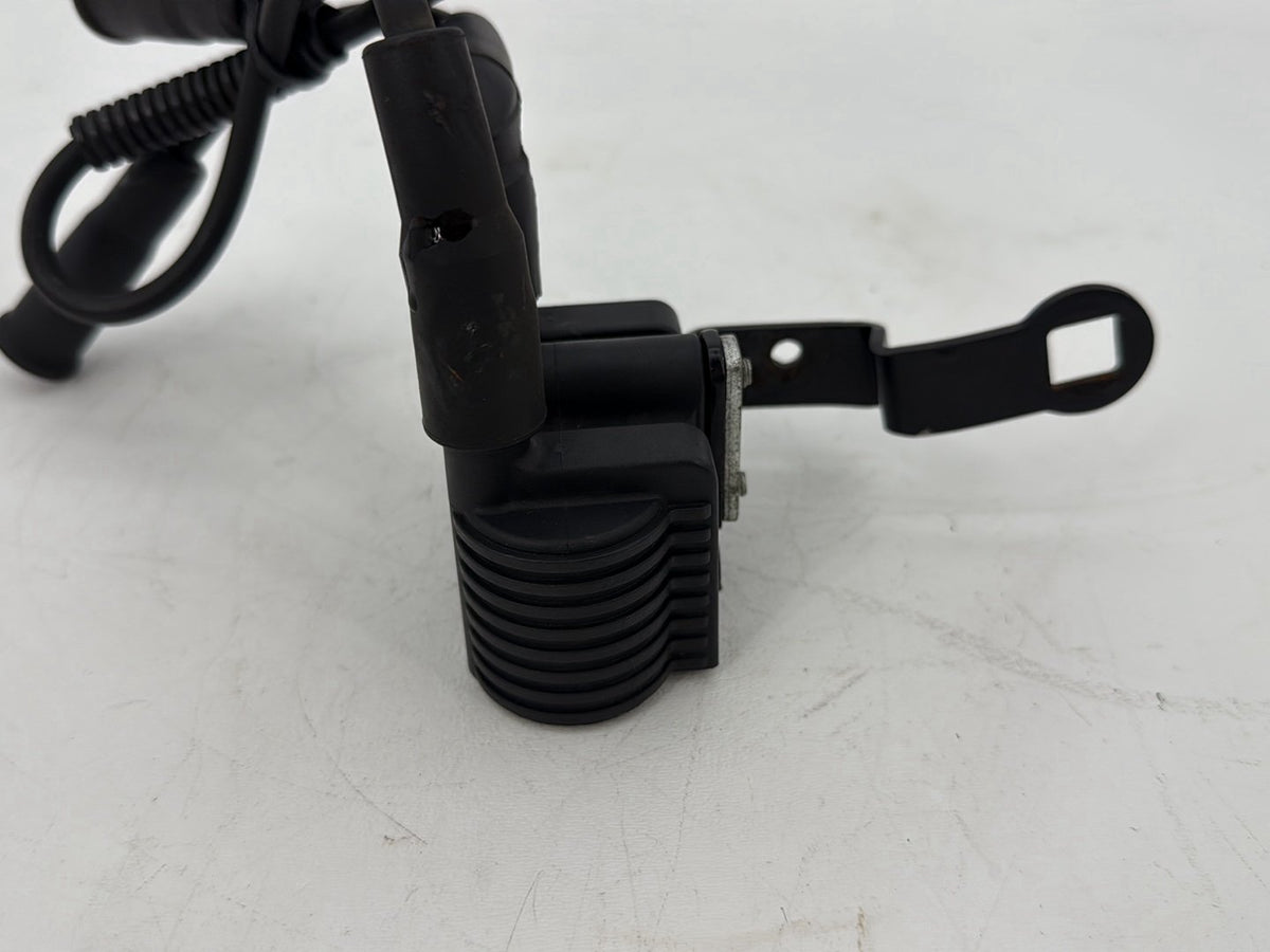 2009 Harley Sportster XL1200C 1200 Custom OEM Ignition Coil Spark Plugs Cable