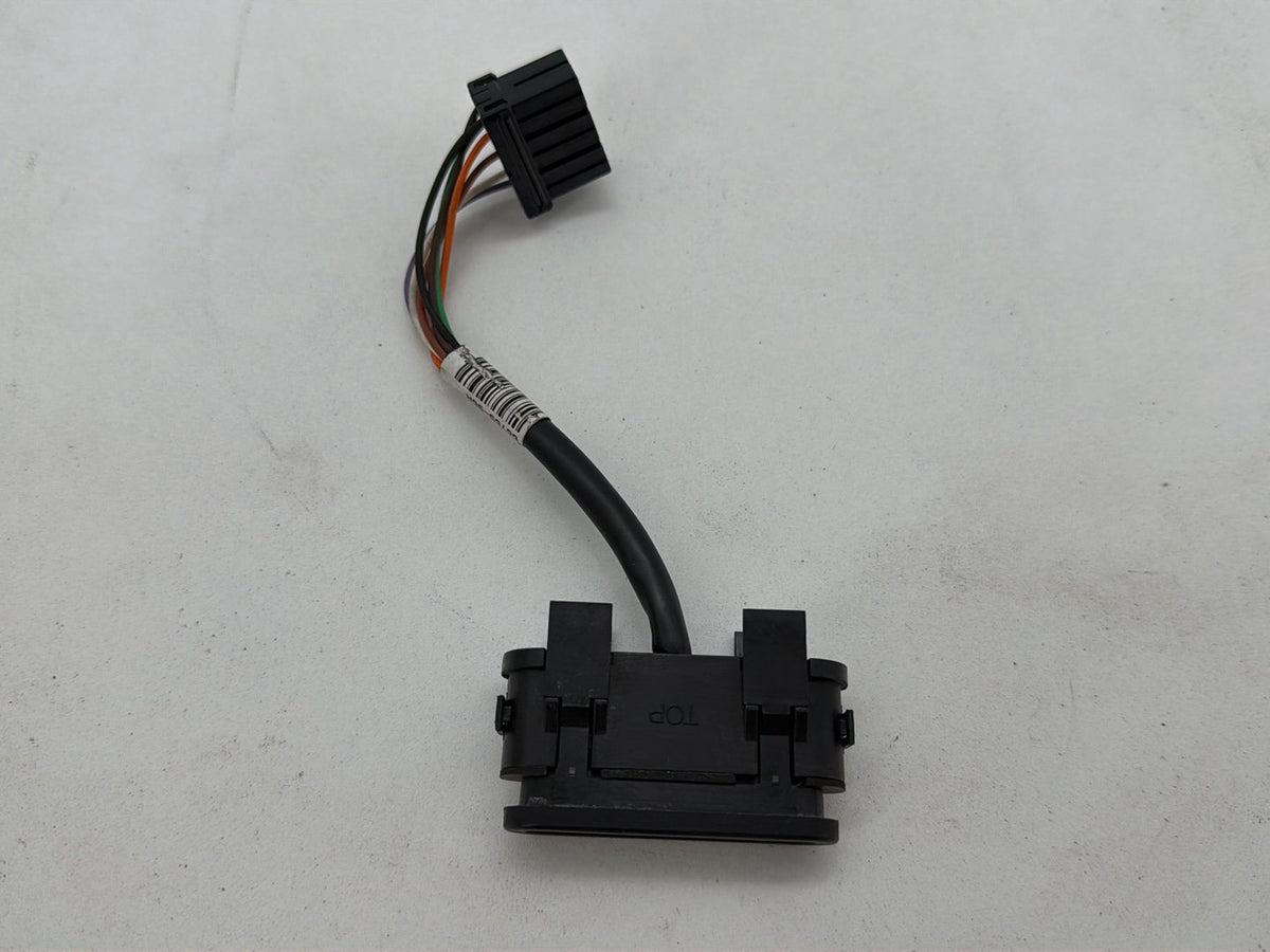 07 Harley Street Glide Touring FLHX OEM Dash Indicator Lamp Wire Plug 68789-96A
