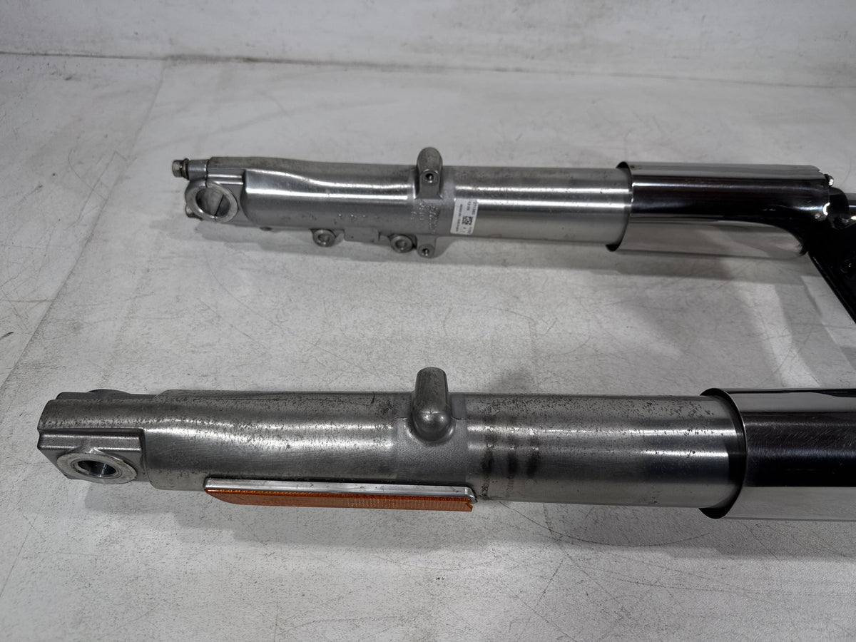 2012 Harley Street Glide Touring Front Triple Tree Set & LH RH Fork Legs Sliders