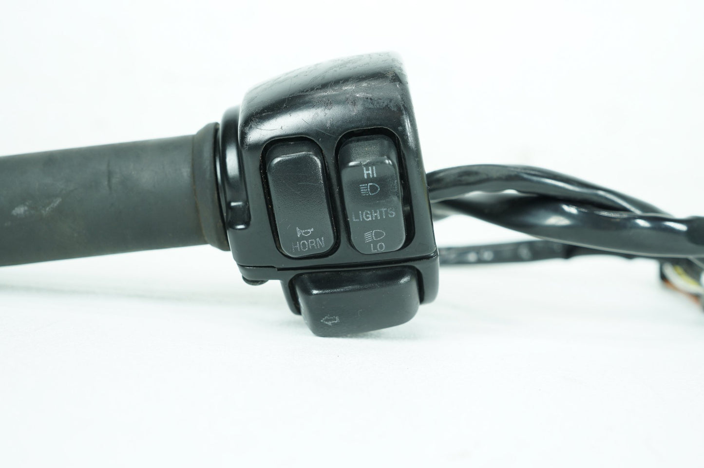 2004 - 2013 Harley-Davidson Sportster Low Left Turn Signal Headlight Switches Controls 71598-00