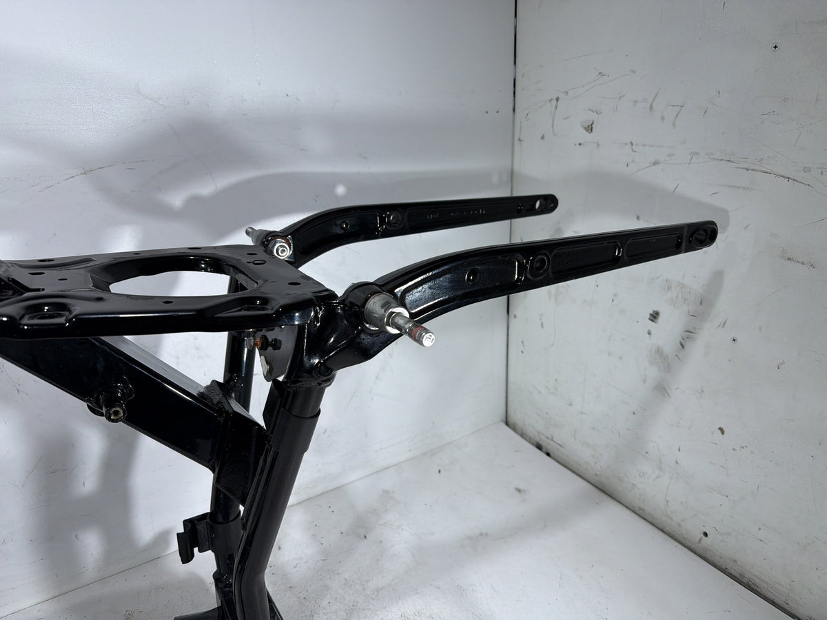 2012 Harley Dyna Fat Bob FXDF 103 OEM Body Main Frame Chassis 29 degree NO Title