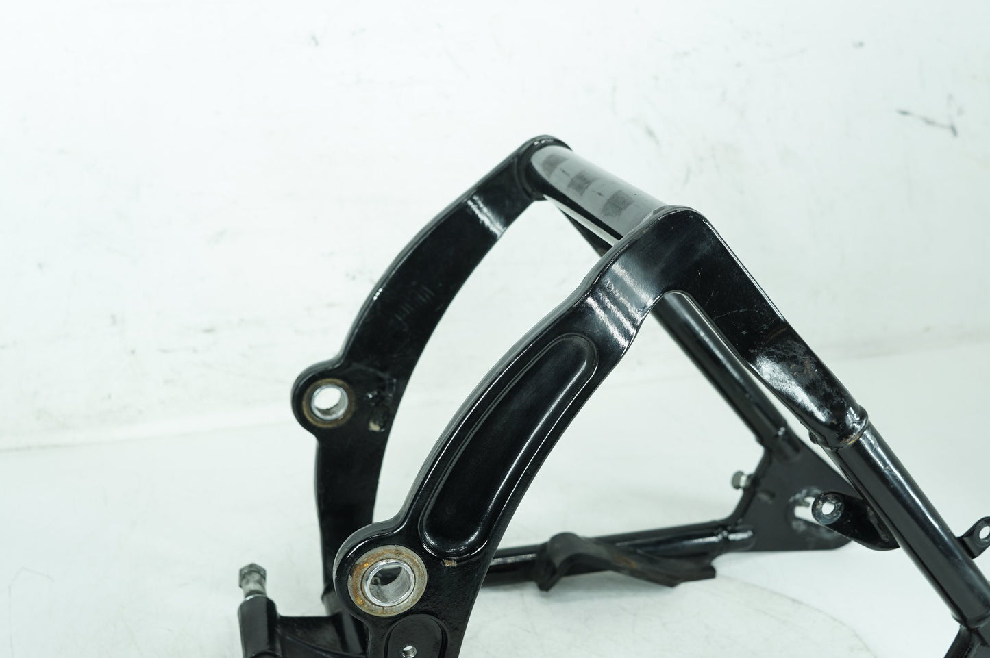 1999 - 2006 Harley-Davidson Softail Fat Boy Rear Fork Swingarm Swing Arm 47573-00A