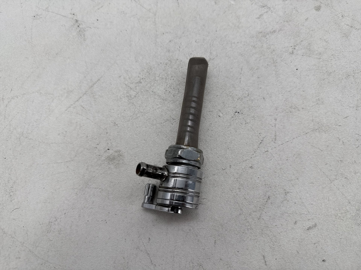 1997 Harley Road King Touring FLHR OEM Petrol Gasoline Gas Tank Fuel Petcock