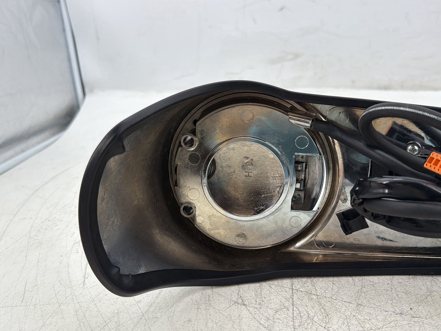 2007 Harley Electra Glide Touring Ultra OEM Fuel Gas Tank Dash Console NOKey