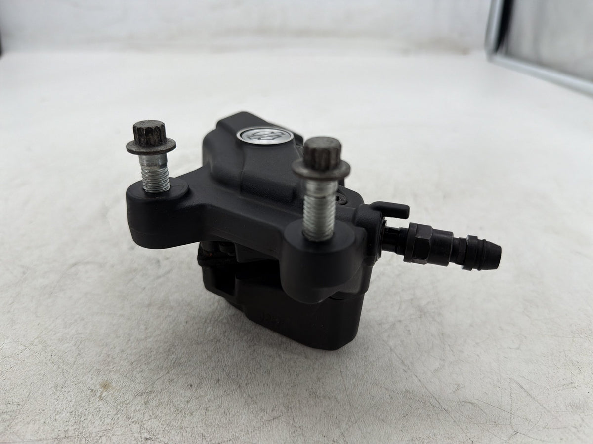 2011 Harley Electra Glide Touring Police OEM Front Right 1 Brake Caliper