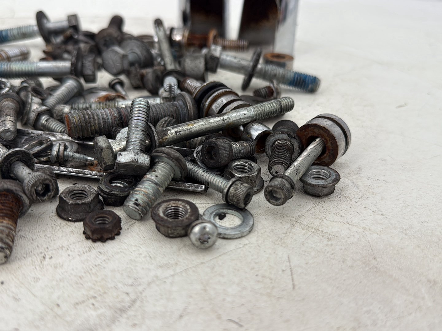 2015 Harley Dyna Low Rider FXDL OEM Hardware Bolts Nuts & Brackets
