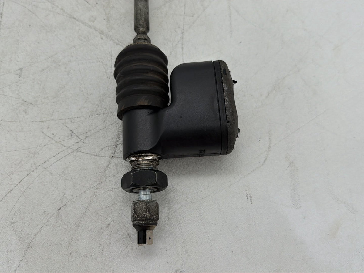 2009 Harley Dyna Street Bob FXDB OEM Rear Brake Master Cylinder Reservoir