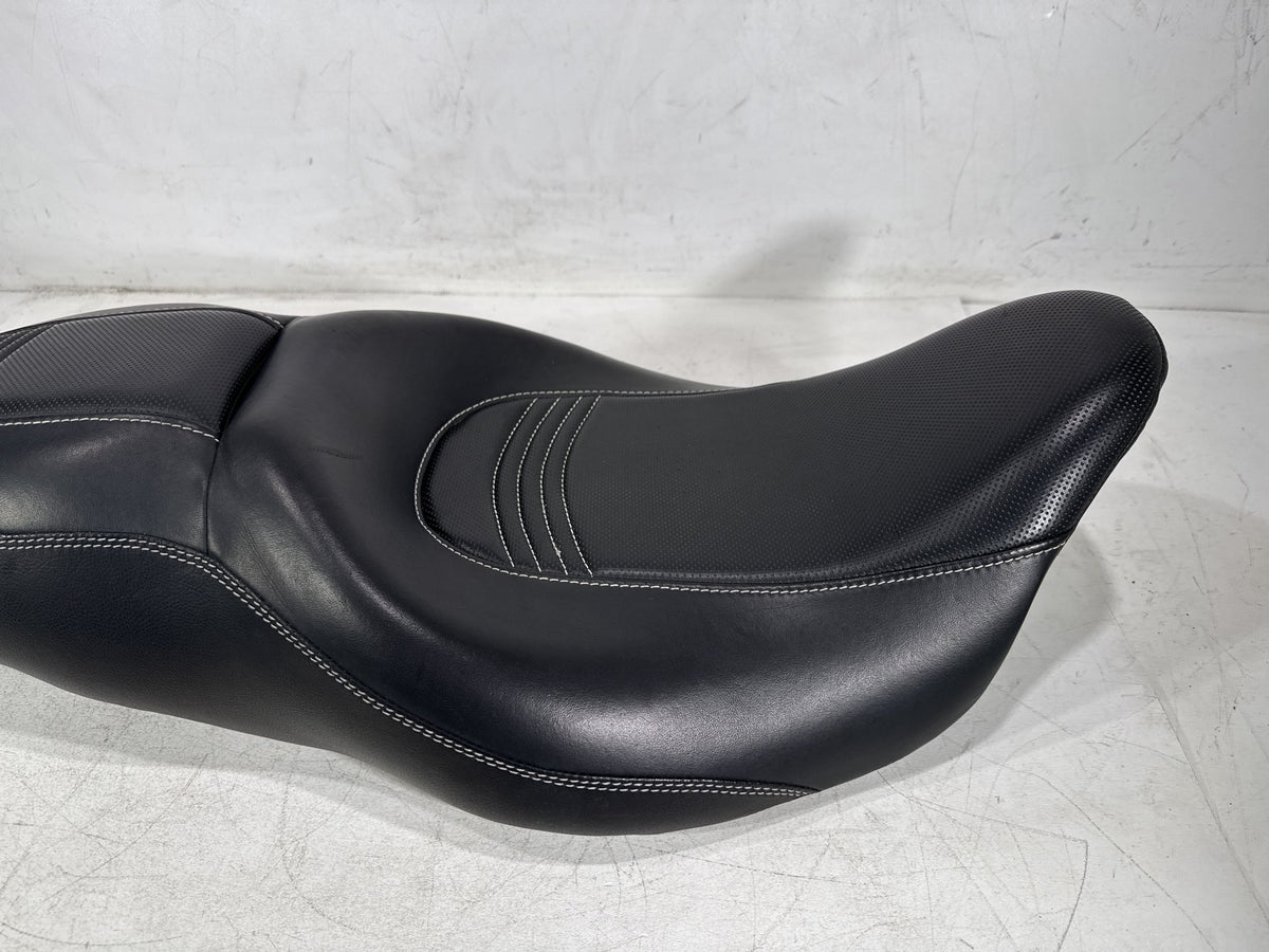 2012 Harley Street Glide Touring FLHX OEM Passenger Rider Driver Seat Saddle