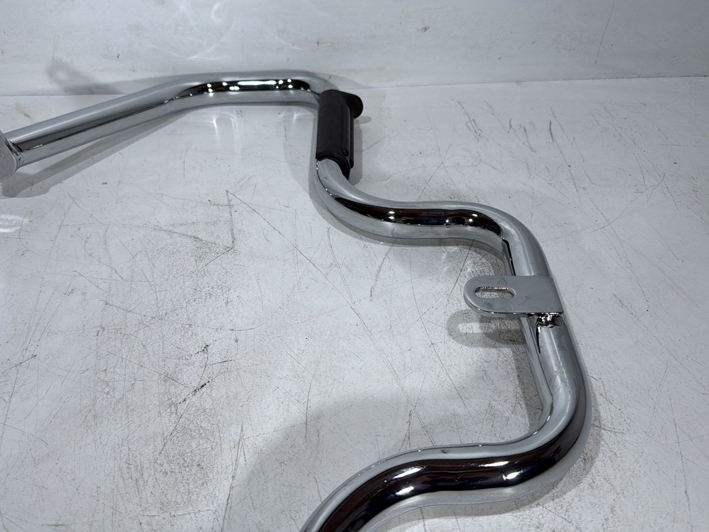 2015 Harley Dyna Low Rider FXDL OEM Engine Highway Crash Bar Guard Mustage