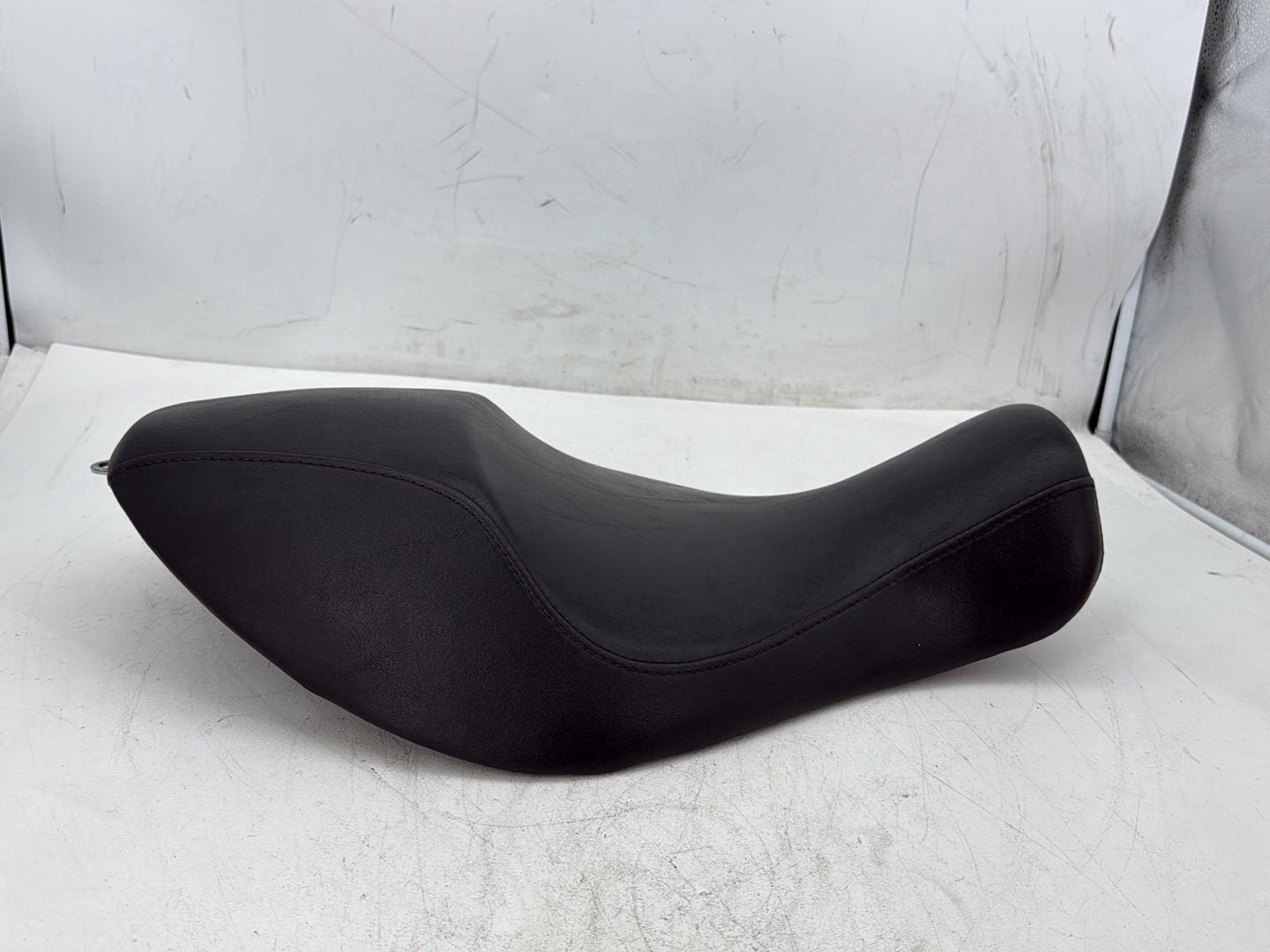 2009 Harley Sportster 883 Low XL883L OEM Rider Driver Solo Seat Pillion