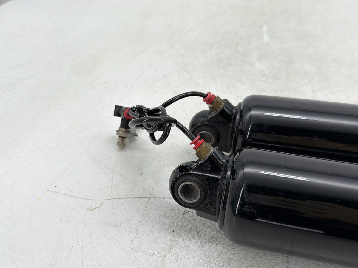 2007 Harley Electra Glide Touring Ultra OEM Rear Left Right Shock Absorbers