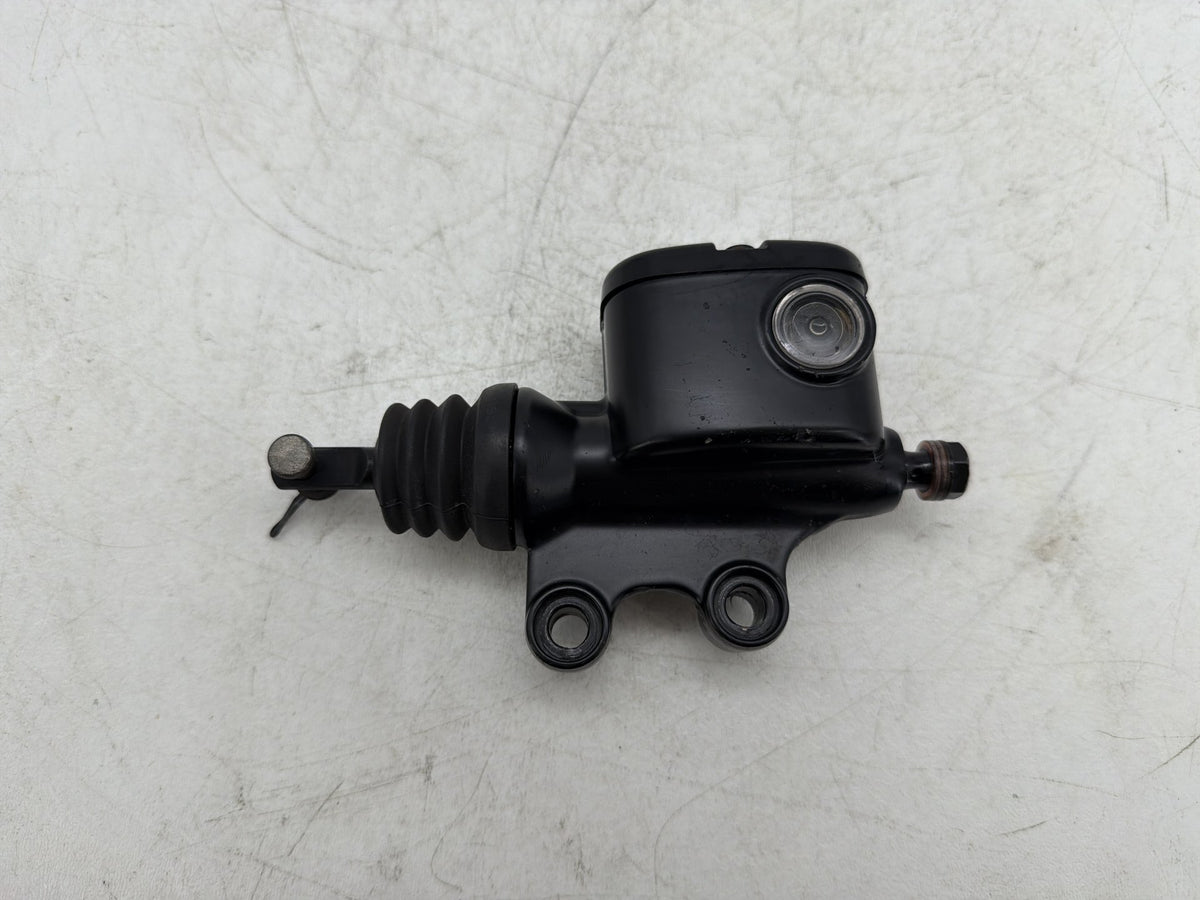 2012 Harley Street Glide Touring FLHX OEM Rear Brake Master Cylinder Reservoir
