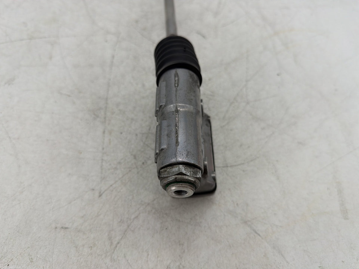 00 Harley Sportster 1200 Custom XL1200C OEM Rear Brake Master Cylinder Reservoir