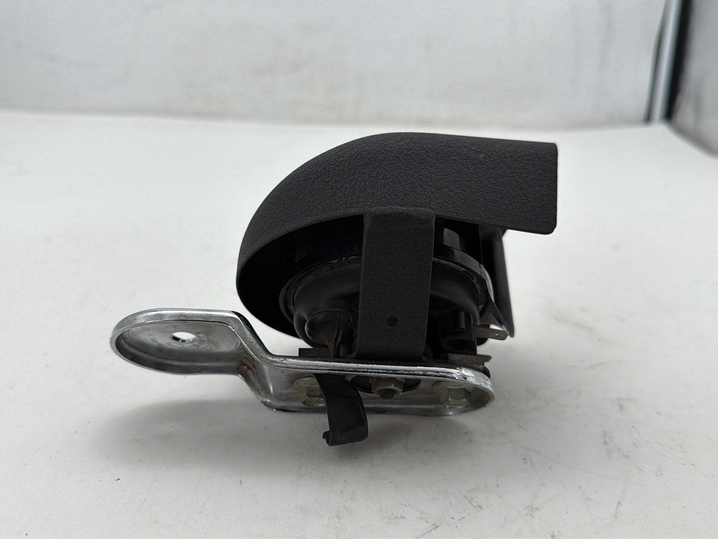 2008 Harley Dyna Fat Bob FXDF OEM Signal Horn Klaxon Beep