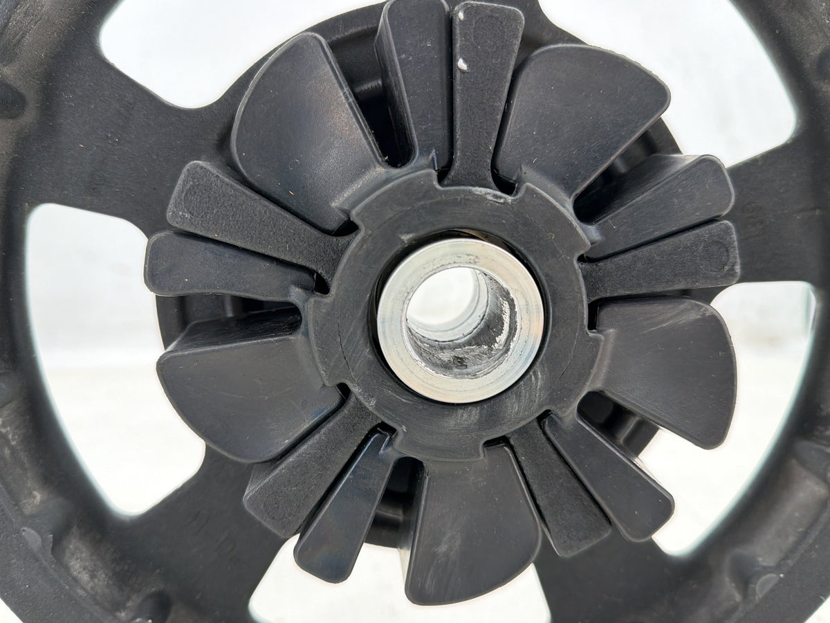 2012 Harley Street Glide Touring FLHX OEM Rear Driver Pulley Sprocket 68T 1"