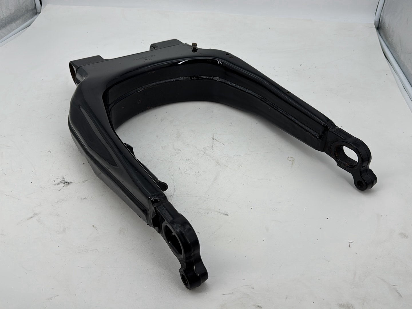 2007 - 2012 Harley-Davidson Touring Road Glide Rear Fork Swingarm Swing Arm 45470-09