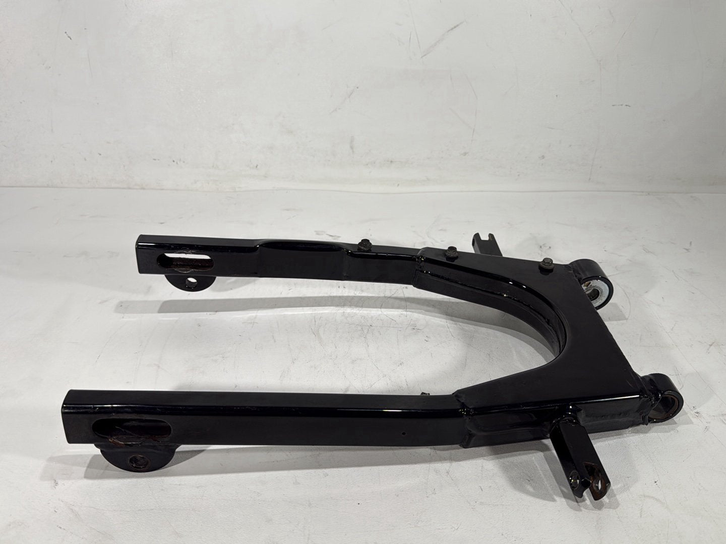 2001 Harley Sportster 883 Hugger XLH883 OEM Rear Fork Swingarm Swing Arm