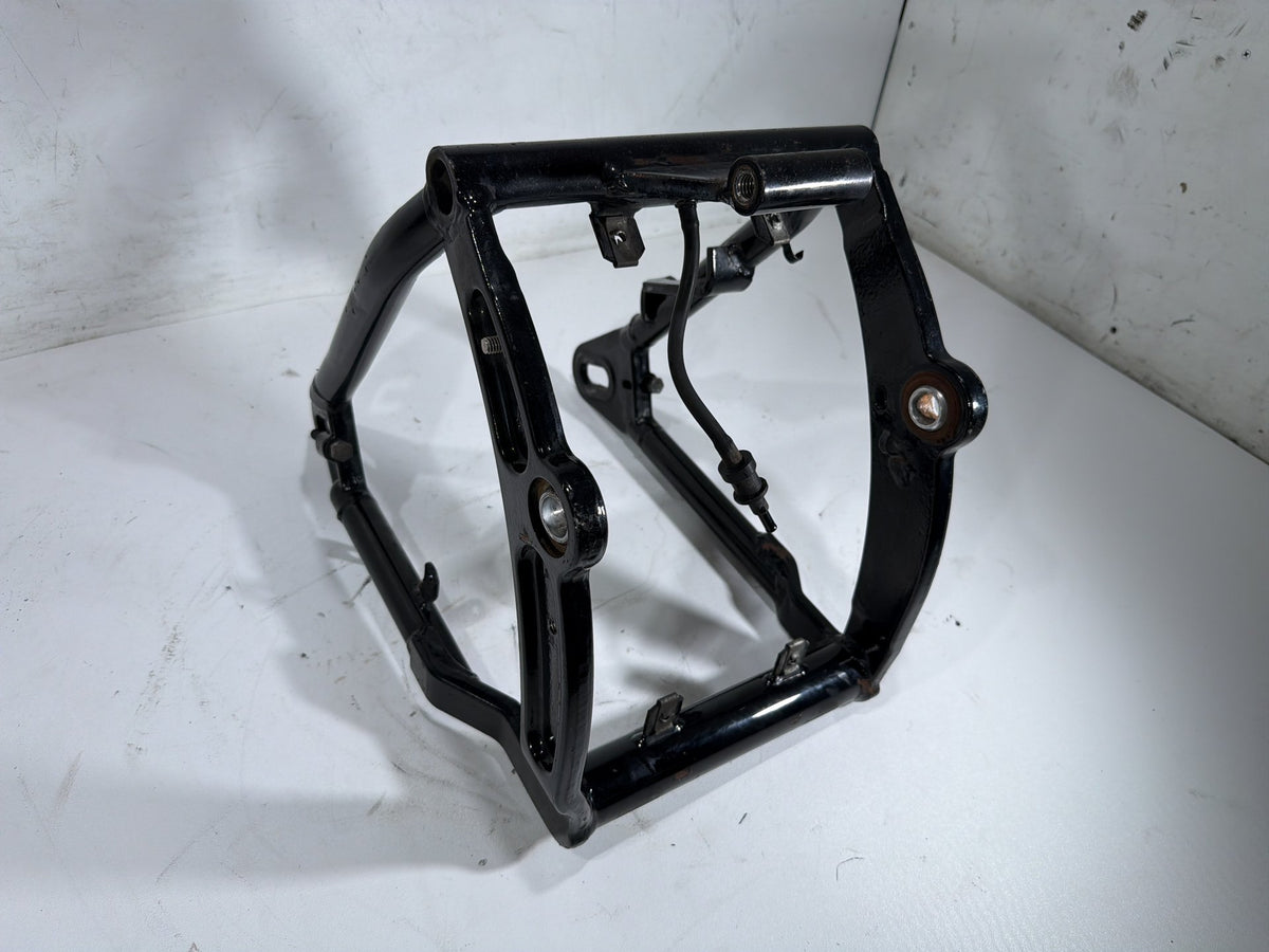 1997 Harley Heritage Softail Classic OEM Rear Fork Swingarm Swing Arm 47573-89B