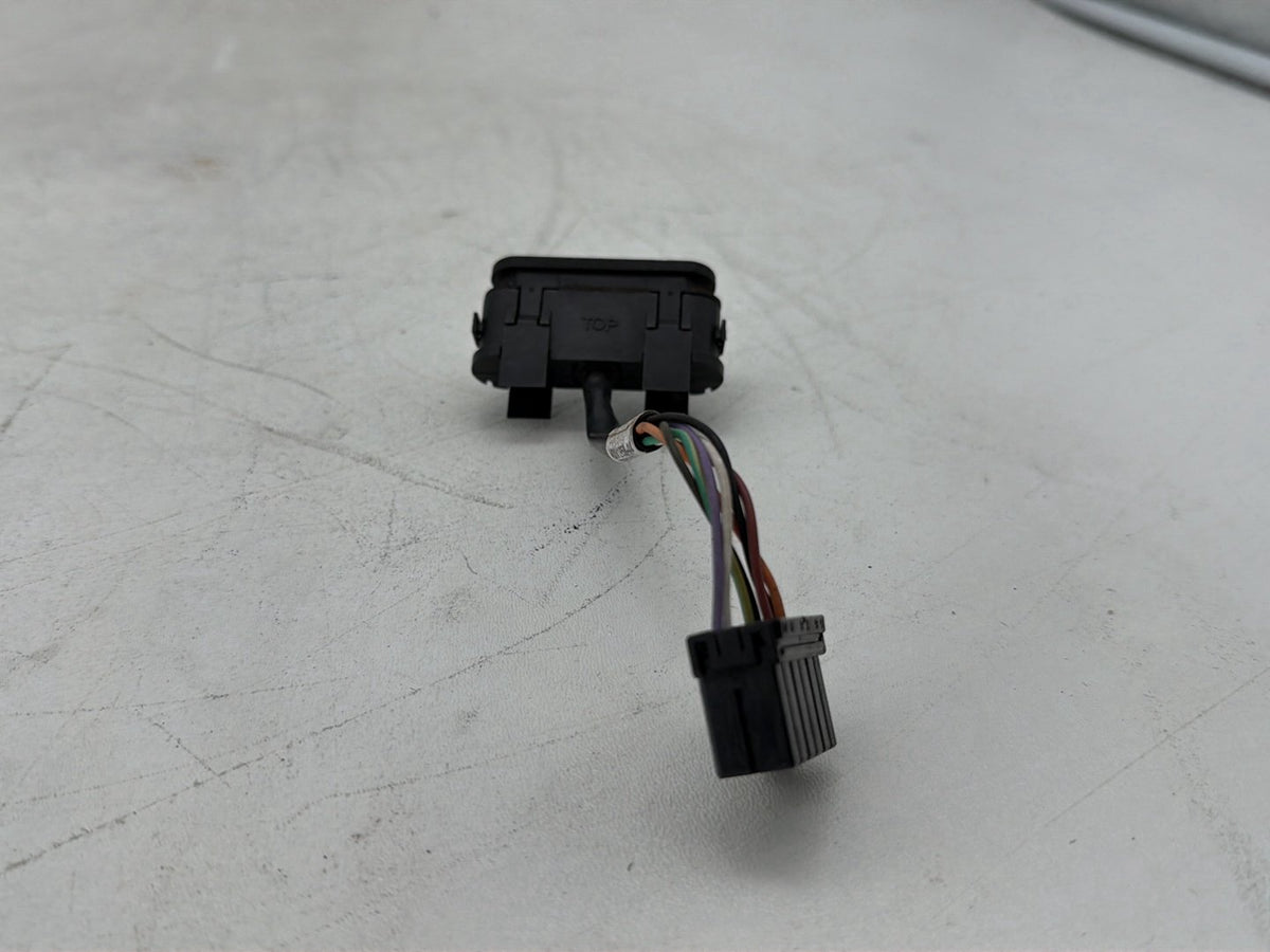 2007 Harley Electra Glide Touring Ultra OEM Dash Indicator Lamp Wire Plug In