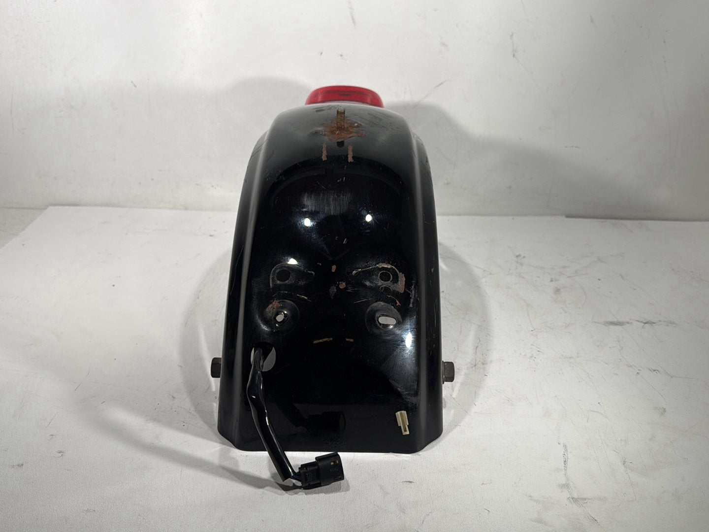 2018 Harley Electra Glide Touring Ultra FLHTCU OEM Rear Wheel Fender Taillight Brake Lamp