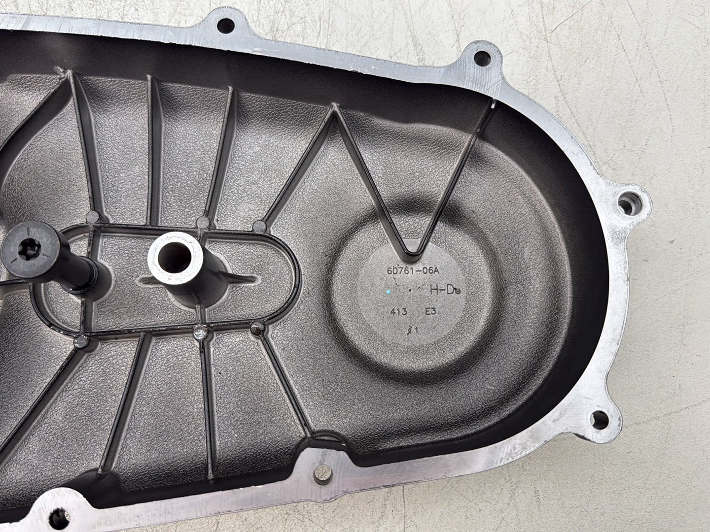 2007 Harley Dyna Street Bob FXDBI OEM Outer Primary Clutch Cover