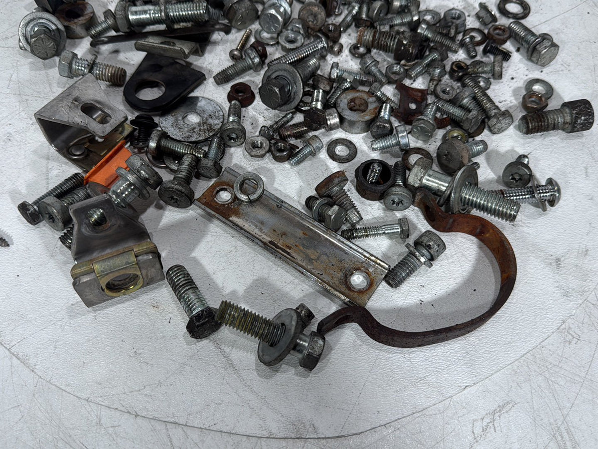 1999 - 2006 Harley-Davidson Touring Electra Glide Classic Hardware Bolts Nuts & Brackets