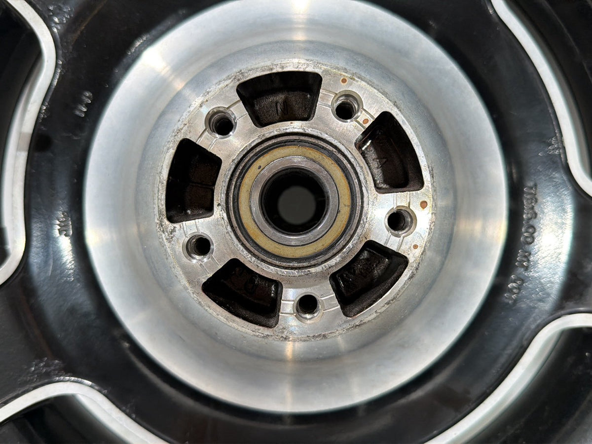 2009 Harley Road King Touring Police Rear Wheel Rim Tire AIRSTRIKE 160/65B16 16"
