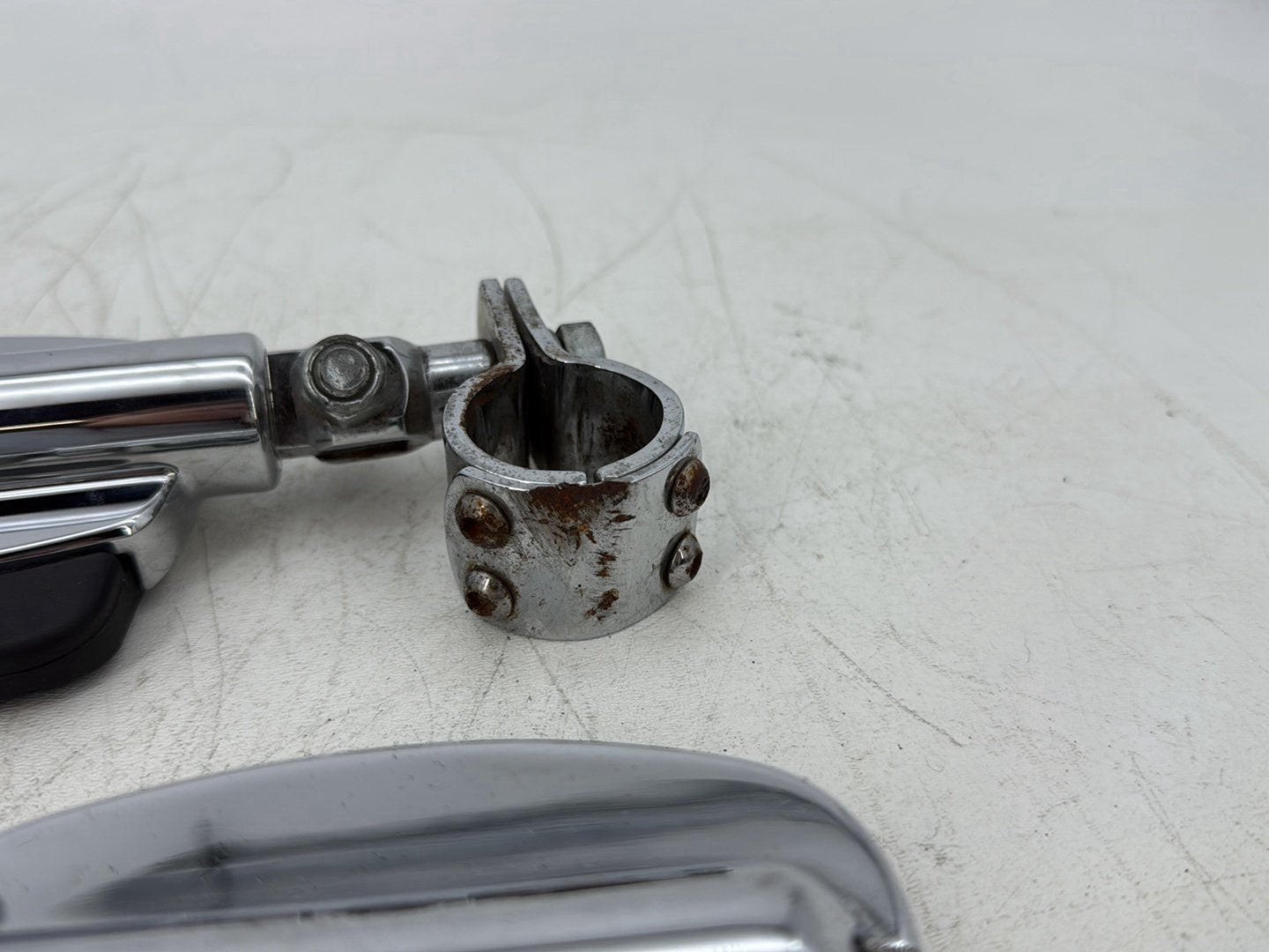 2006 Harley Softail FLSTCI Heritage Classic OEM Front Right Left Highway Foot Pegs