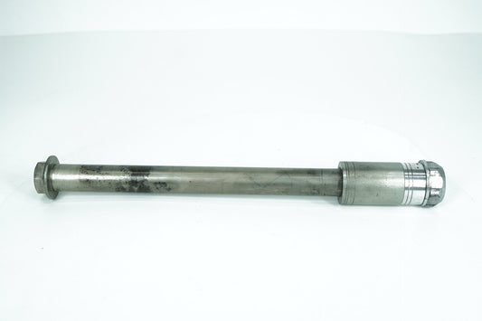 2007 - 2017 Harley-Davidson Dyna Street Bob Rear Wheel Axle Bolt Shaft 41114-08